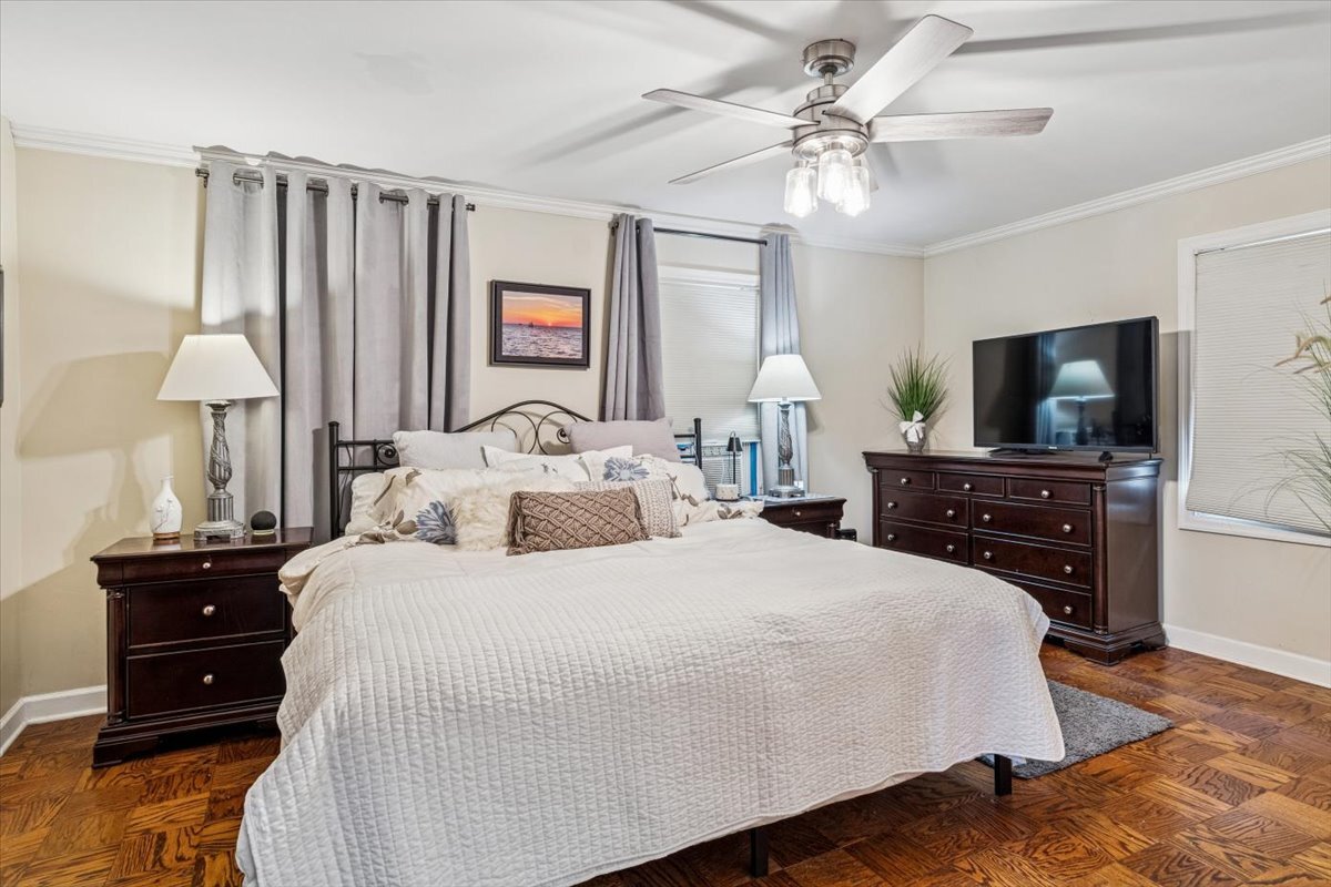 353 East Butterfield Road Elmhurst, IL 60126 - Photo 11 of 25