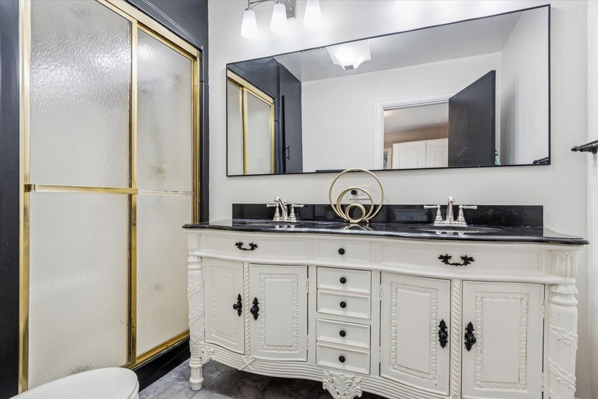 353 East Butterfield Road Elmhurst, IL 60126 - Photo 15 of 25