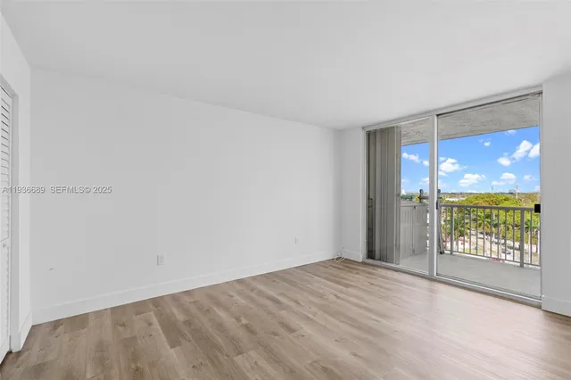 $2,300 | 1800 Northwest 24th Avenue, Unit 912, Miami, FL 33125