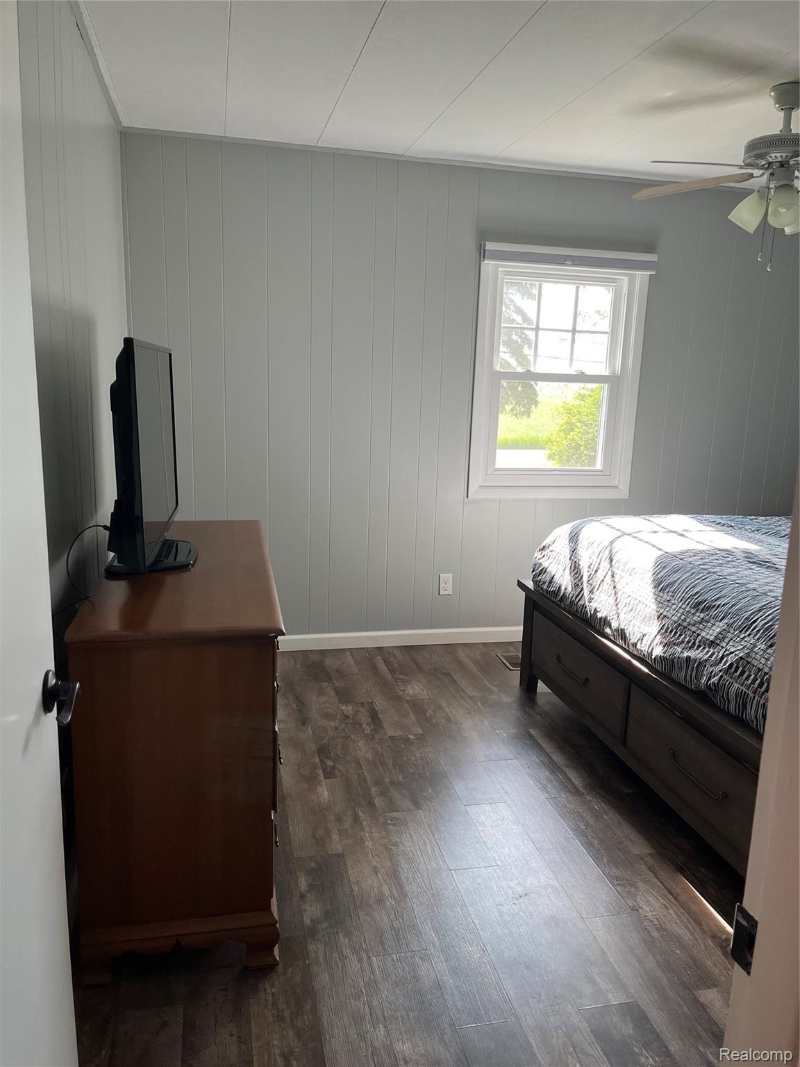 6906 South Schott Road Mayville, MI 48744 - Photo 8 of 52 IMG-2565.jpg