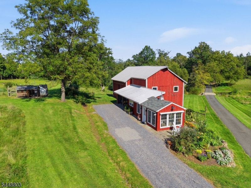 79 Perryville Road Pittstown, NJ 08867 - Photo 33 of 49 Gallery Image 33
