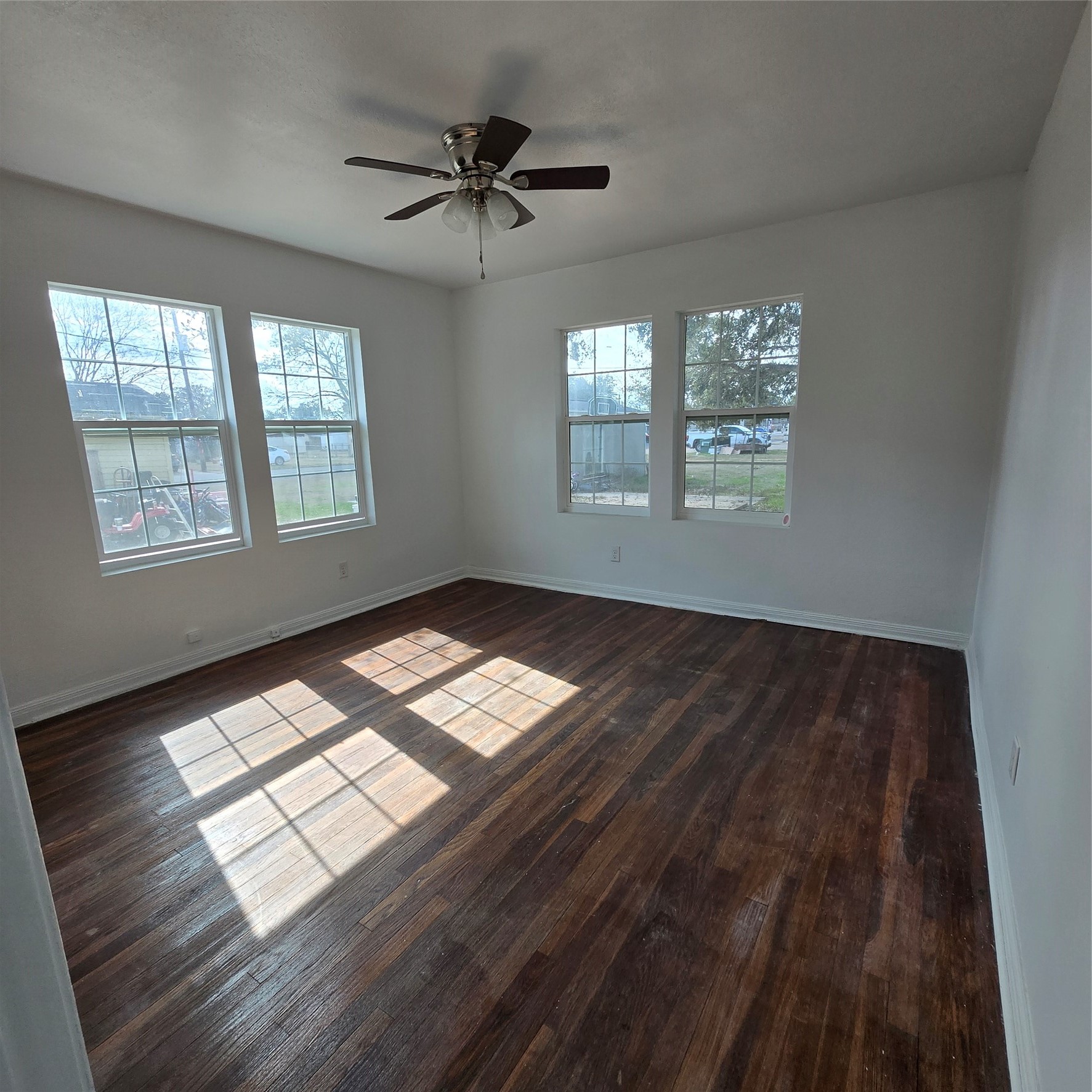 1003 Merchant Street El Campo, TX 77437 - Photo 11 of 13 2nd Bedroom