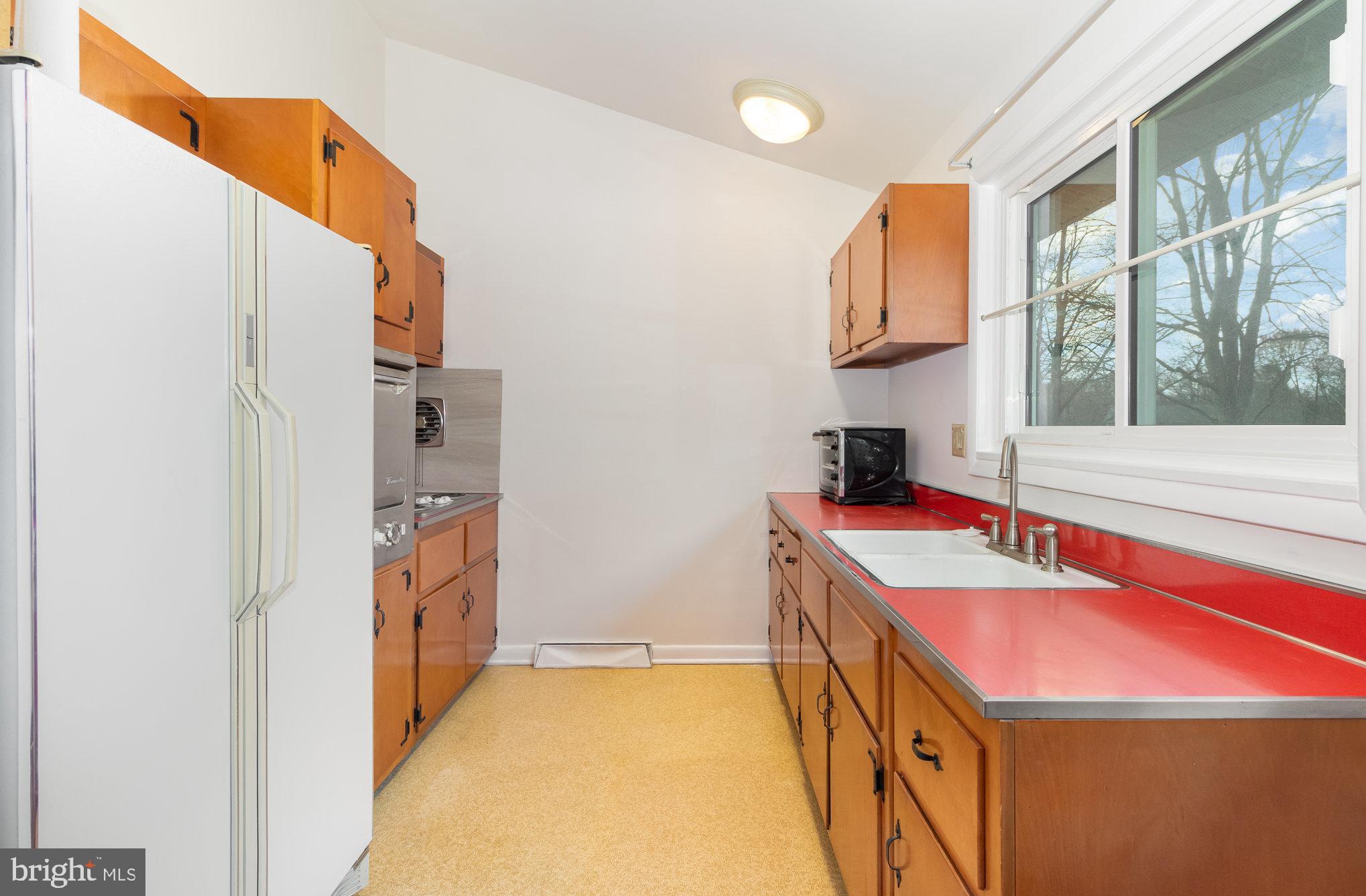 3211 Batesfield Road Harrisburg, PA 17109 - Photo 10 of 26 Gallery Image 10