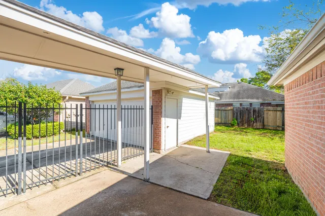 $2,000 | 25506 Brisk Spring Court, Spring, TX 77373