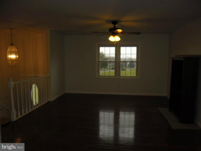 48 Old Chestnut Road Elkton, MD 21921 - Photo 3 of 8 Living Room