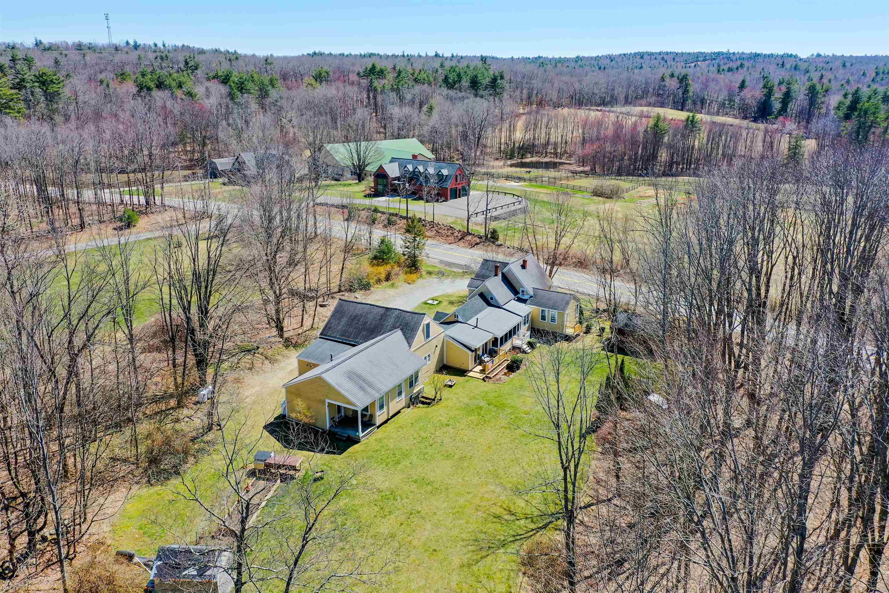 785 Chester Road Auburn, NH 03032 - Photo 1 of 35 Gallery Image 1