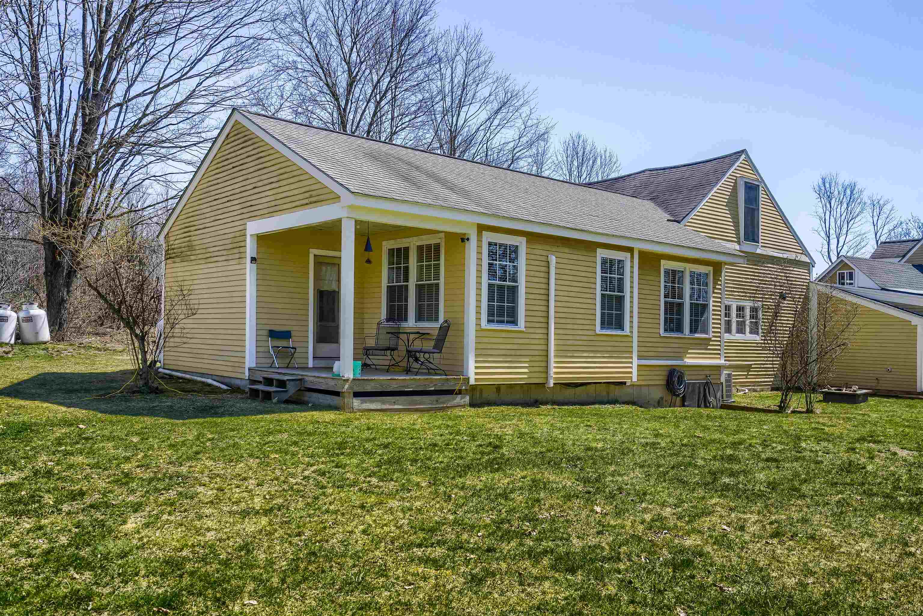 785 Chester Road Auburn, NH 03032 - Photo 9 of 35 Gallery Image 9