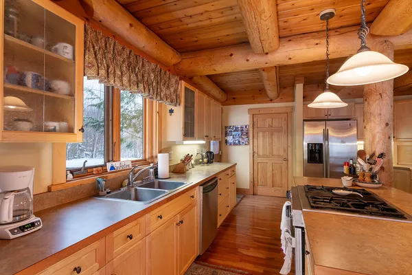$1,395,000 | 6008 Kennebec Circle, Carrabassett Valley, ME 04947