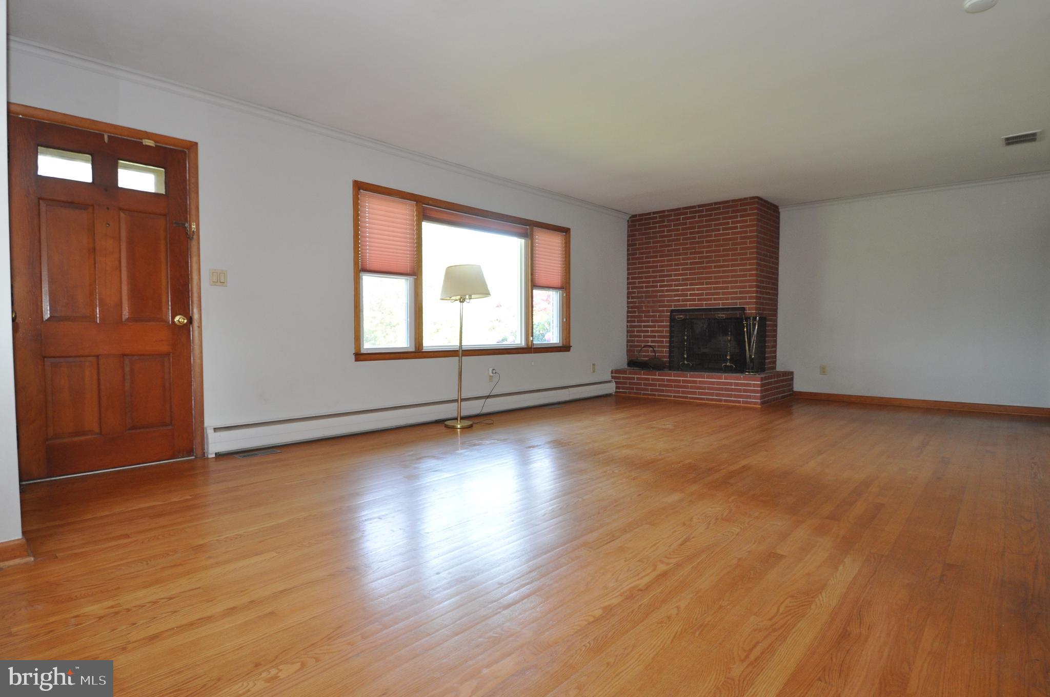 540 Poole Road Westminster, MD 21157 - Photo 2 of 21 Gallery Image 2