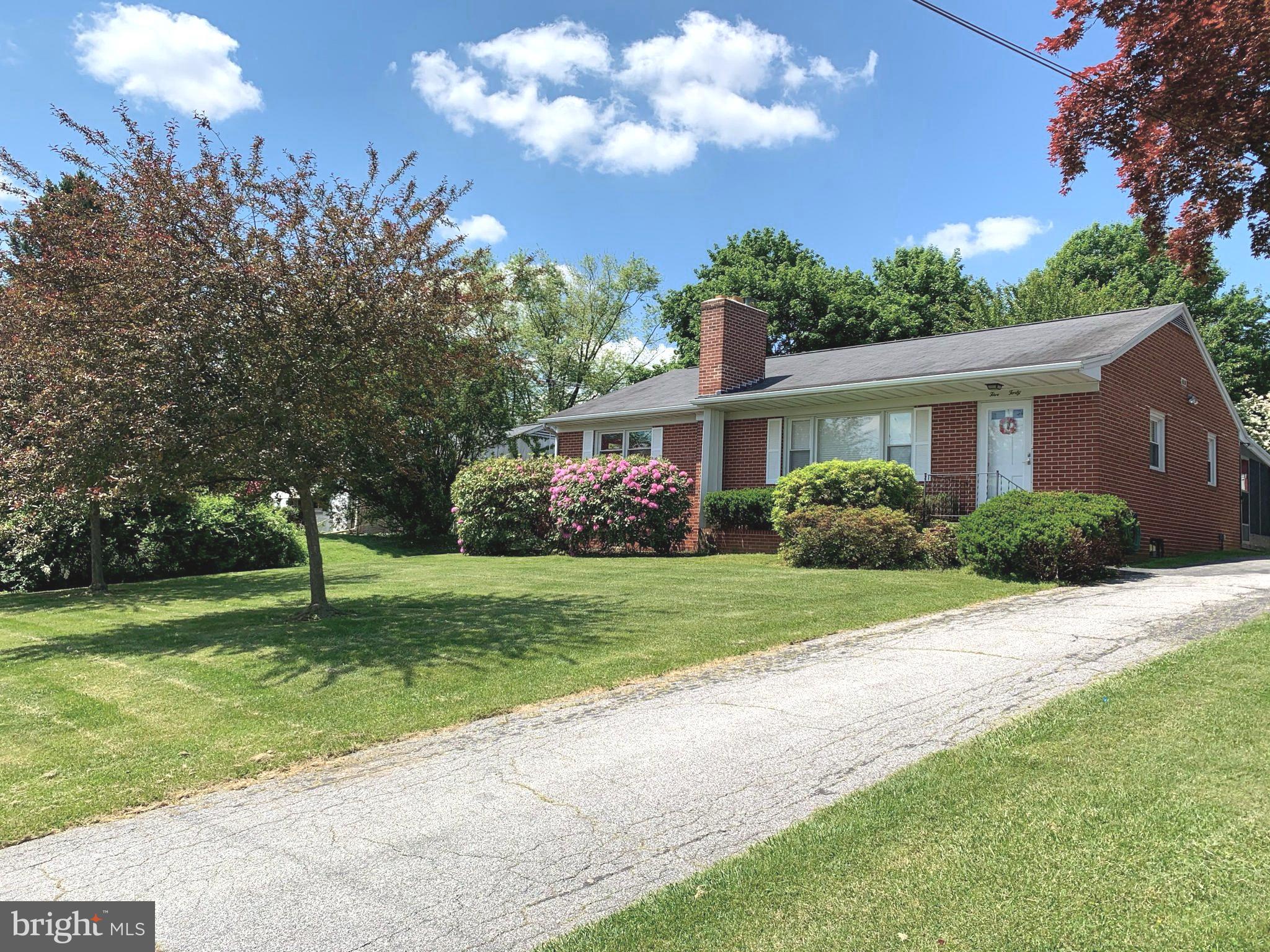 540 Poole Road Westminster, MD 21157 - Photo 19 of 21 Single level living at it's finest!