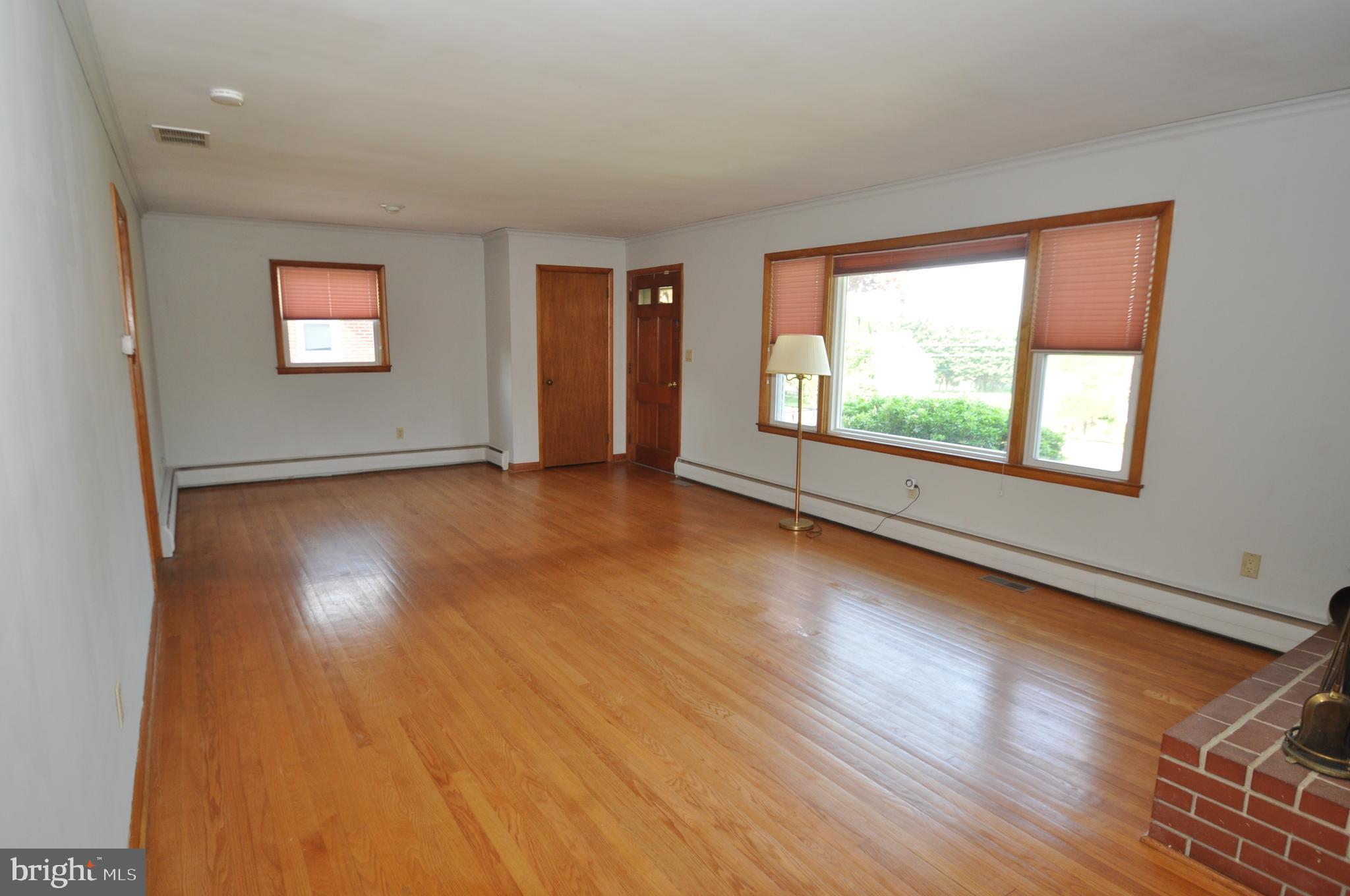 540 Poole Road Westminster, MD 21157 - Photo 3 of 21 Gallery Image 3