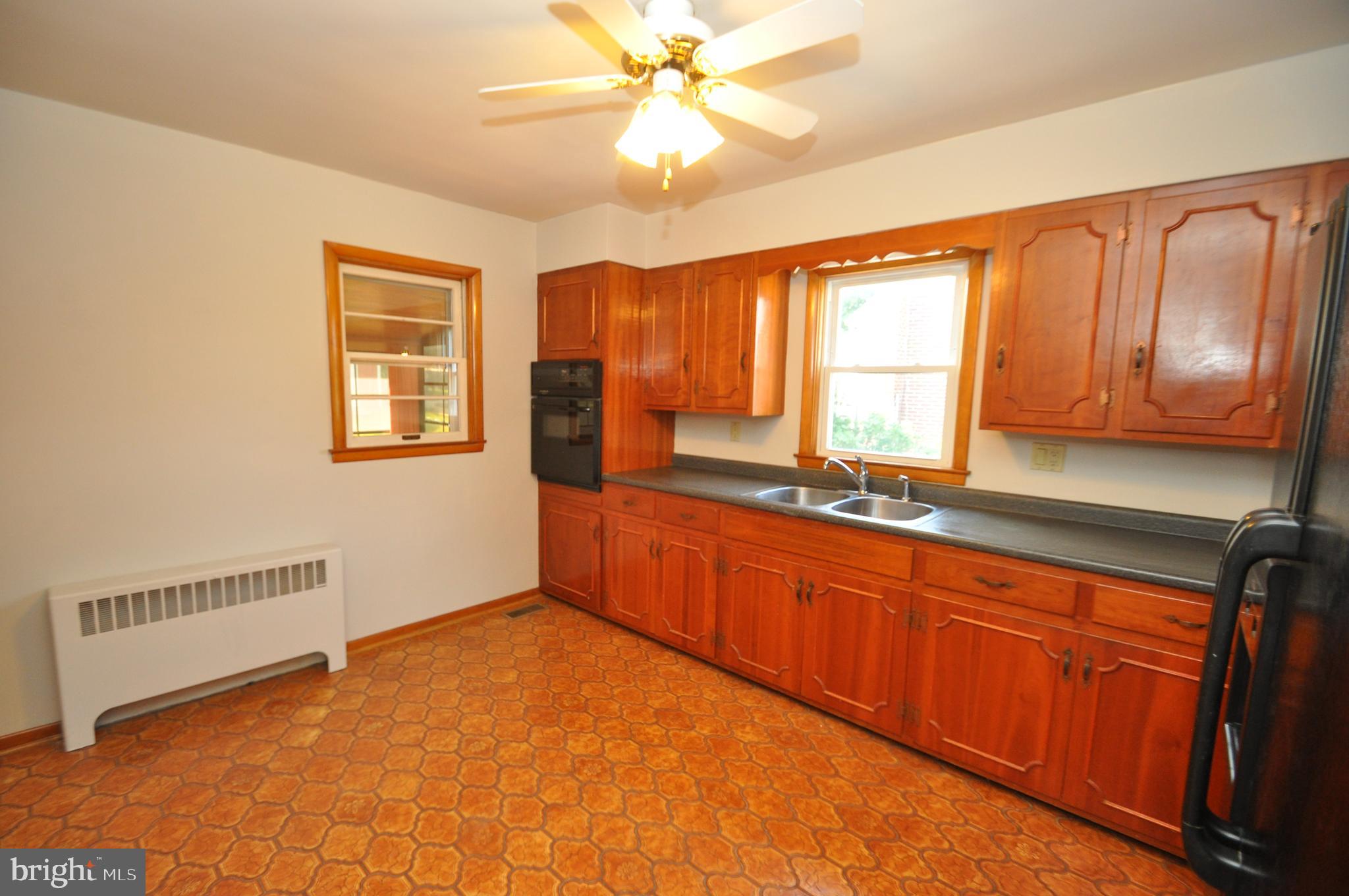 540 Poole Road Westminster, MD 21157 - Photo 6 of 21 Gallery Image 6