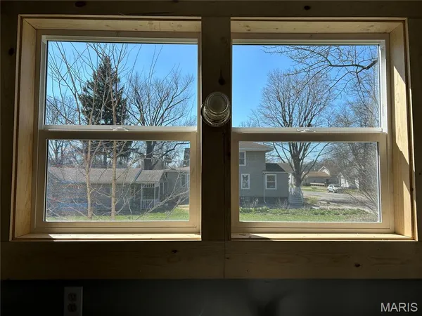 $82,500 | 431 Sumner Street, Carlinville, IL 62626