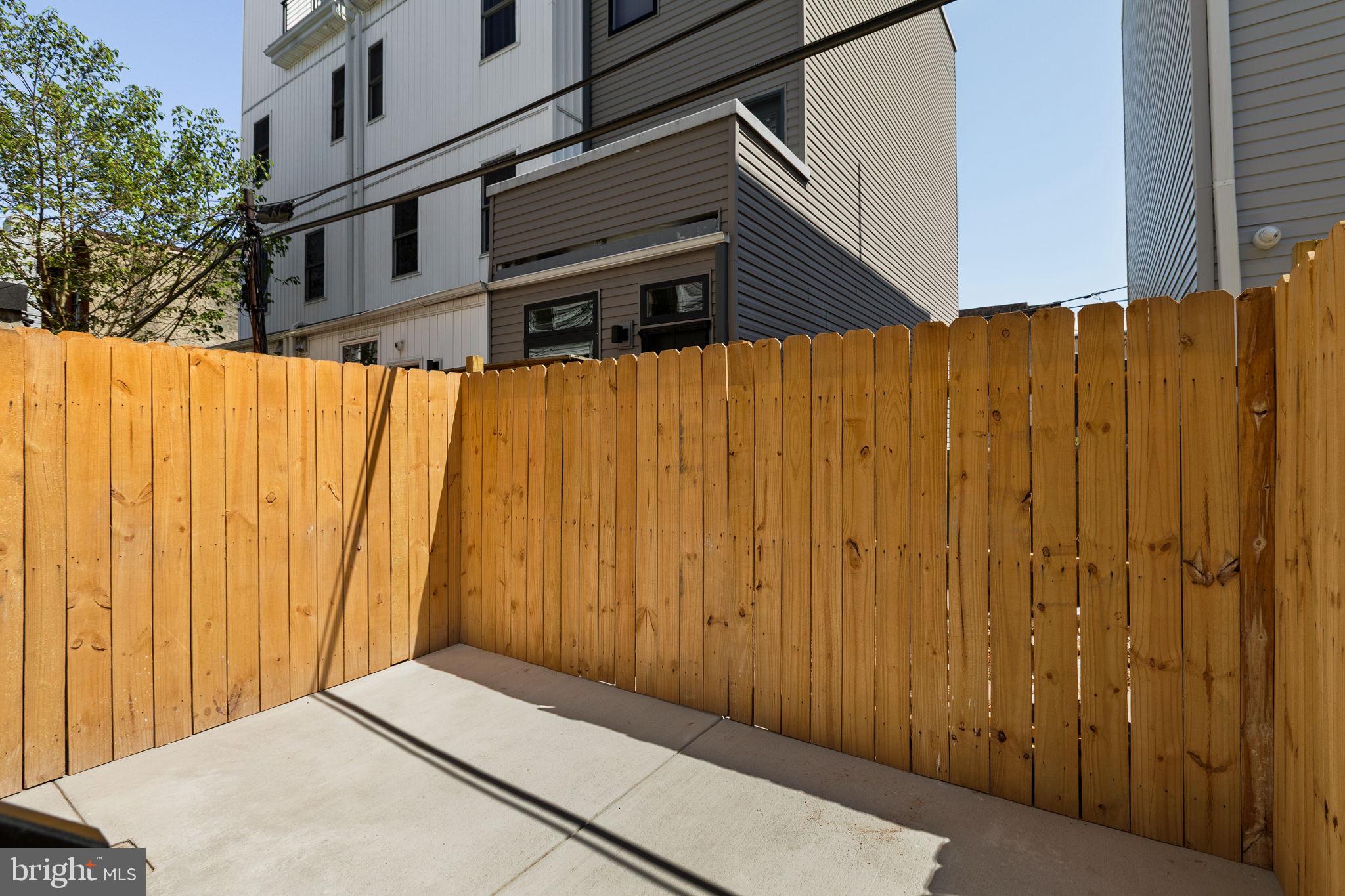 1709 North 4th Street Philadelphia, PA 19122 - Photo 21 of 50 a view of wooden fence