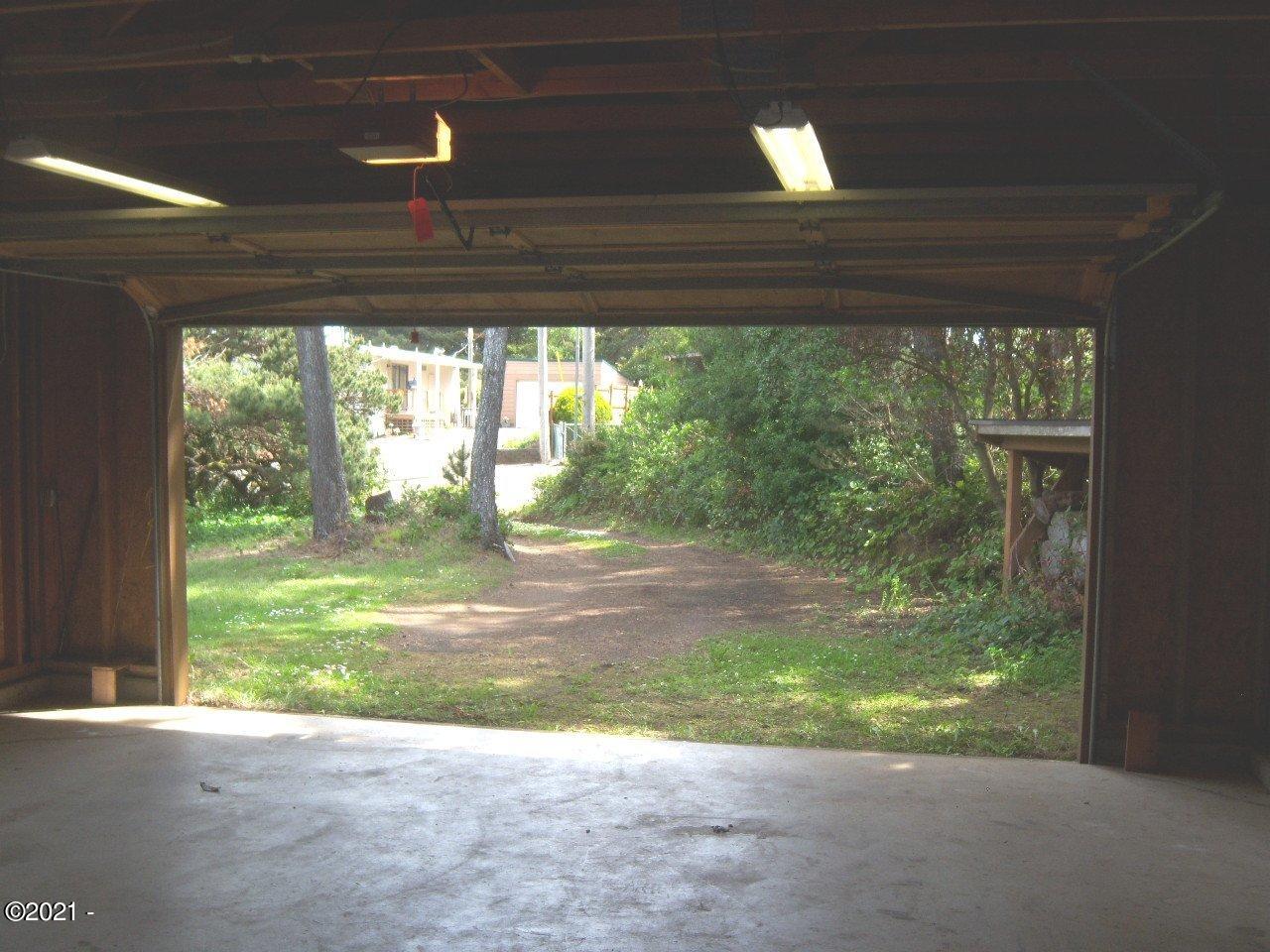 129 Southwest 86th Court Newport, OR 97366 - Photo 21 of 32 100_9207 - Copy