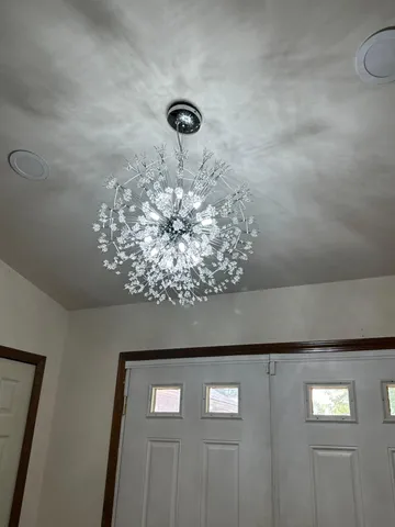 $599,000 | 5470 Cheltenham Drive, Troy, MI 48098