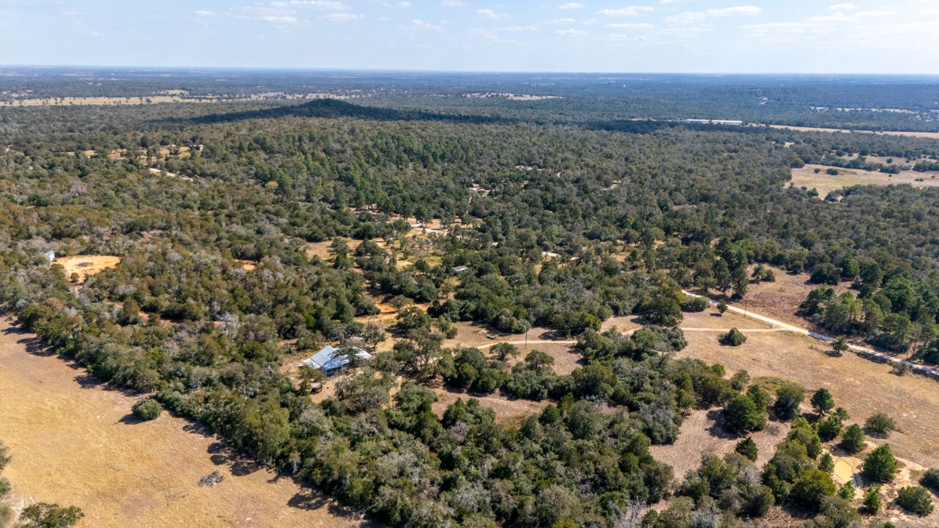 3115 Chuckwagon Road Luling, TX 78648 - Photo 19 of 25 an aerial view of multiple house
