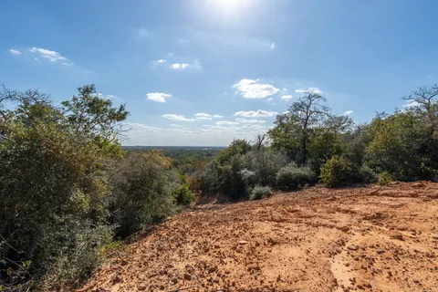 $405,000 | 3115 Chuckwagon Road, Luling, TX 78648