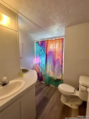 $72,000 | 814 Palm Street, Jourdanton, TX 78026