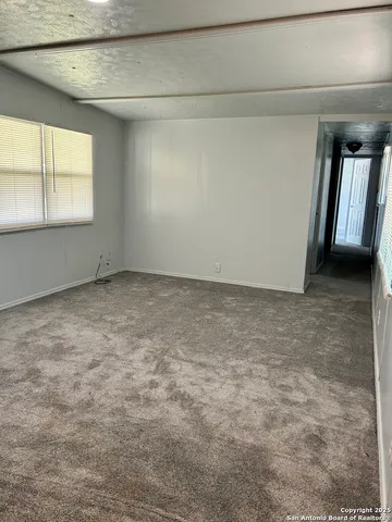 $72,000 | 814 Palm Street, Jourdanton, TX 78026