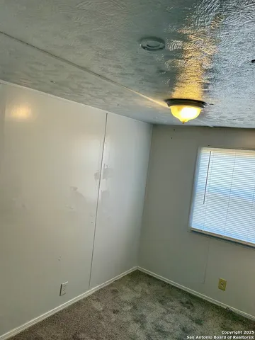 $72,000 | 814 Palm Street, Jourdanton, TX 78026