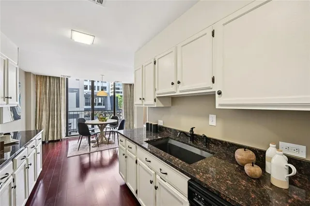 $425,000 | 145 15th Street Northeast, Unit 204, Atlanta, GA 30361