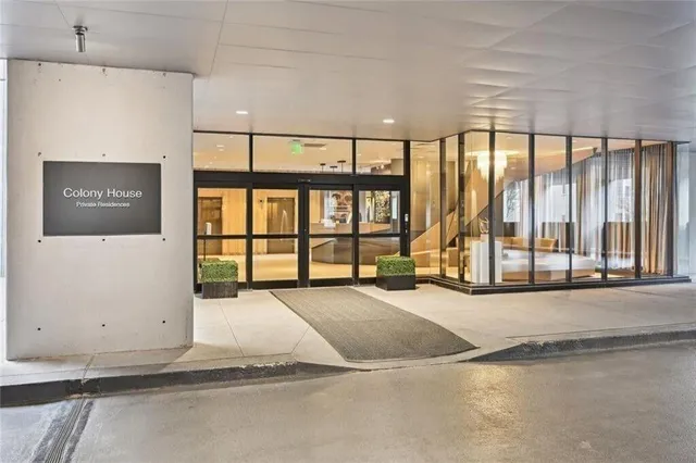 $425,000 | 145 15th Street Northeast, Unit 204, Atlanta, GA 30361