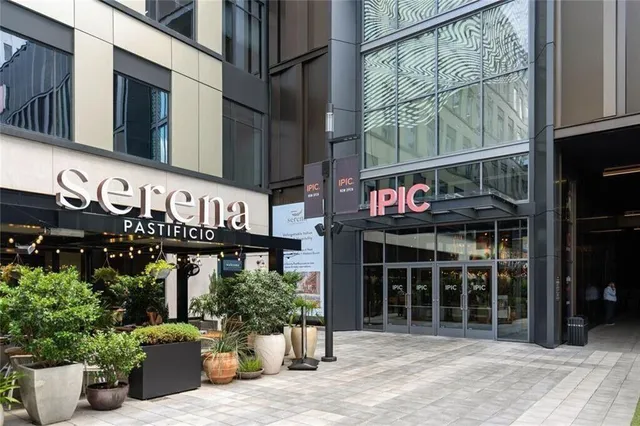 $425,000 | 145 15th Street Northeast, Unit 204, Atlanta, GA 30361