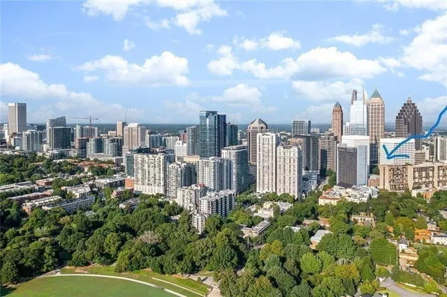 $425,000 | 145 15th Street Northeast, Unit 204, Atlanta, GA 30361