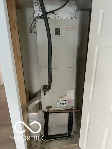 $229,900 | 15945 Highway 9, Summitville, IN 46070