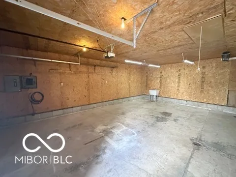 $229,900 | 15945 Highway 9, Summitville, IN 46070