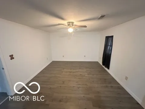 $229,900 | 15945 Highway 9, Summitville, IN 46070