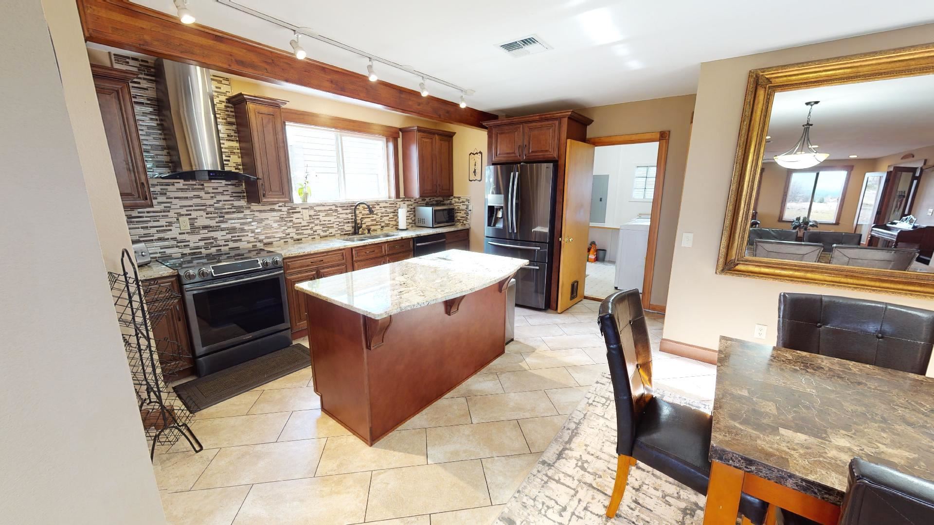 9426 West Trails Road Spokane, WA 99224 - Photo 14 of 44