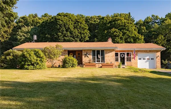 $285,000 | 118 Oak Hills Manor, Butler, PA 16002