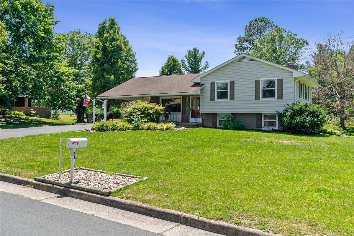 81 Ridgeview Drive Stuarts Draft, VA 24477 - Photo 2 of 35 Gallery Image 2