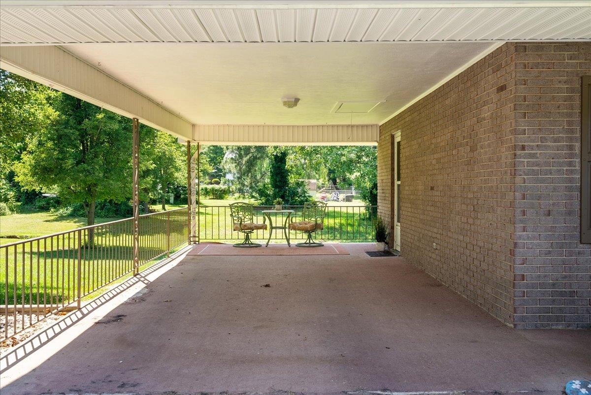 81 Ridgeview Drive Stuarts Draft, VA 24477 - Photo 3 of 35 Gallery Image 3