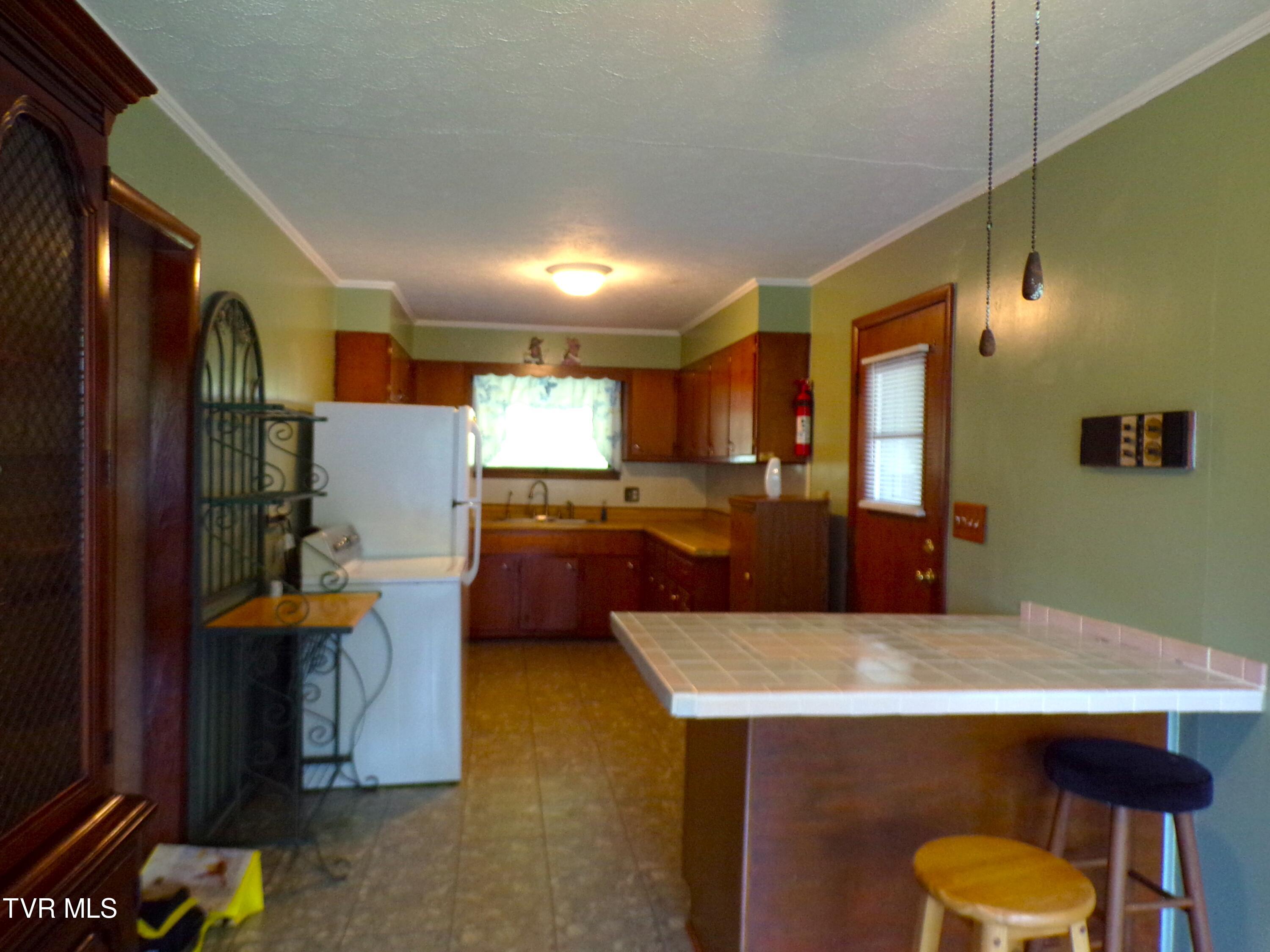 133 Cloud High Road Duffield, VA 24244 - Photo 19 of 32 From Dining
