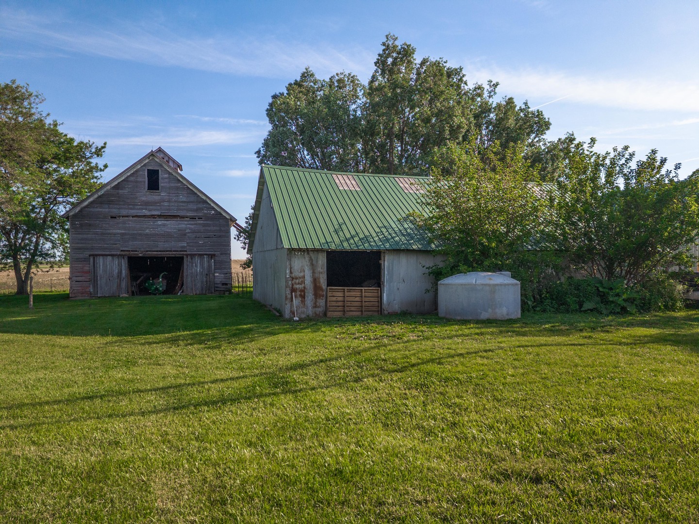 22037 East 2600 N Road Odell, IL 60460 - Photo 52 of 59 a front view of a house with garden