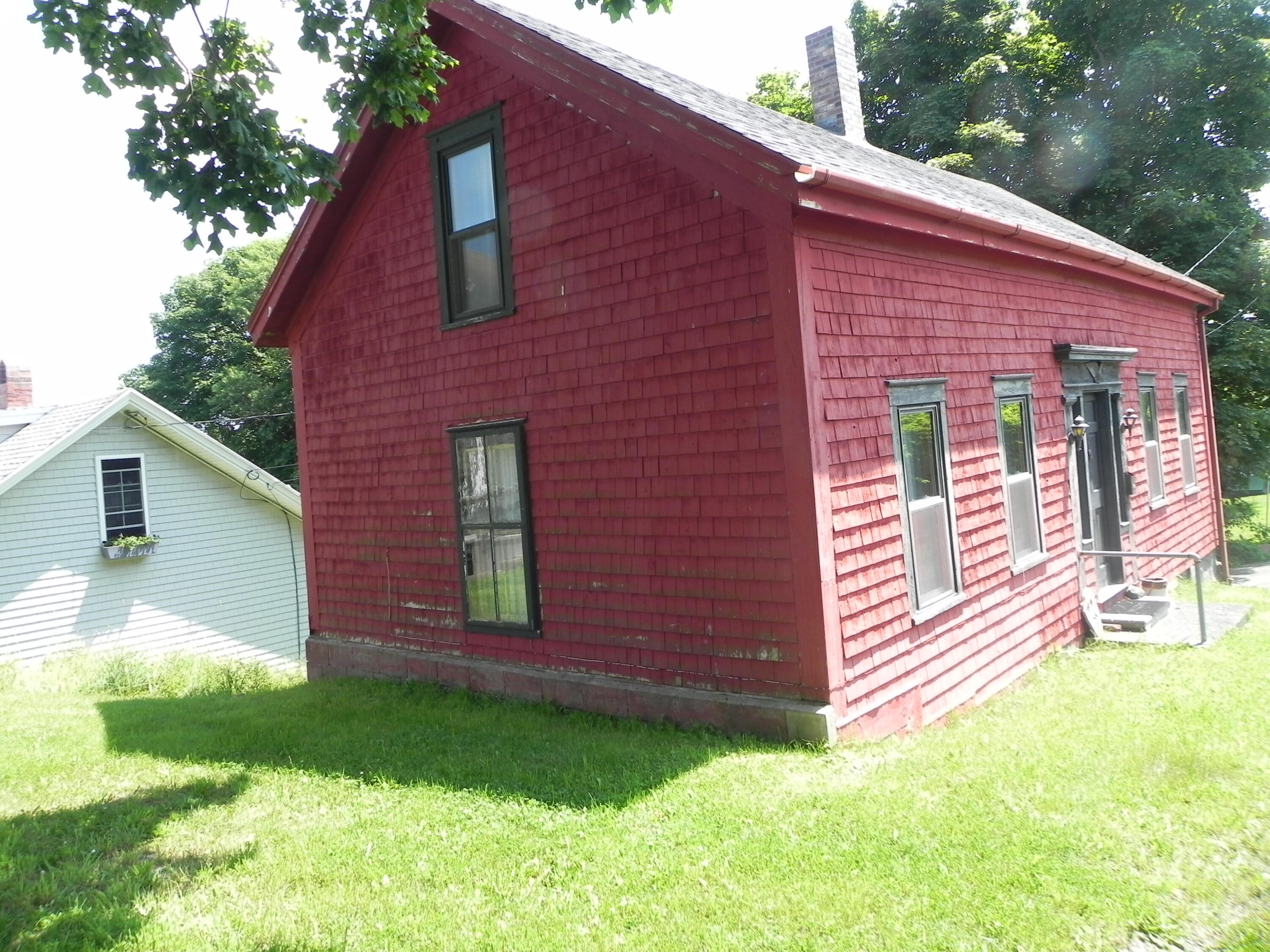 4 Green Street Lubec, ME 04652 - Photo 2 of 33 DSCN9709