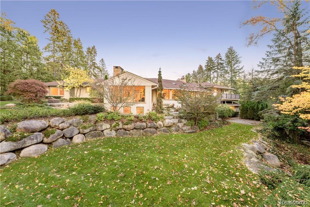570 Haverhill Road Bloomfield Hills, MI 48304 - Photo 28 of 32 Rear View