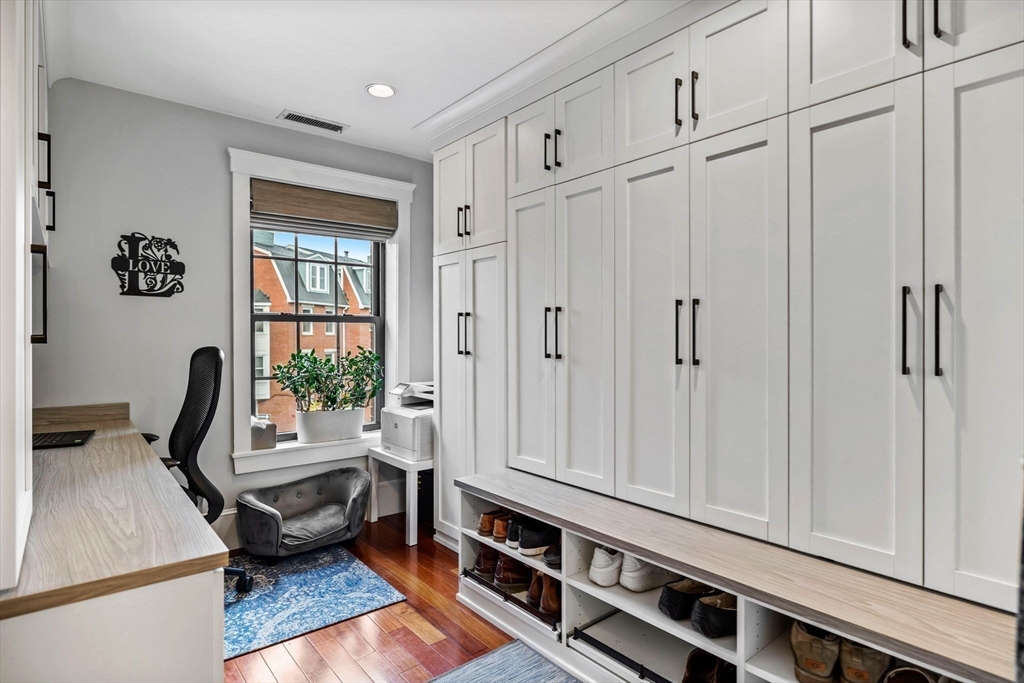 100 Main Street, Unit 5 Boston, MA 02129 - Photo 15 of 33