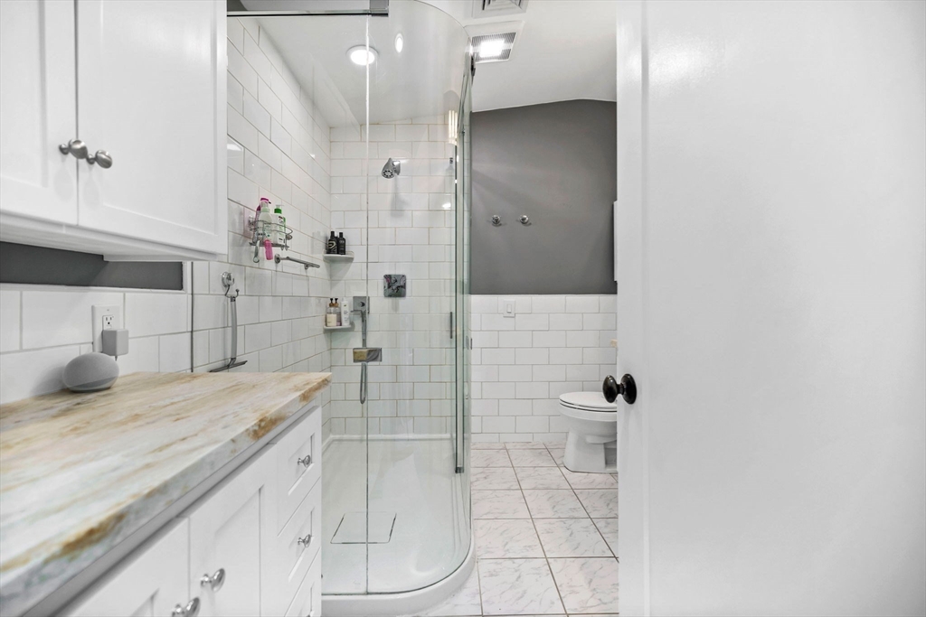 100 Main Street, Unit 5 Boston, MA 02129 - Photo 22 of 33