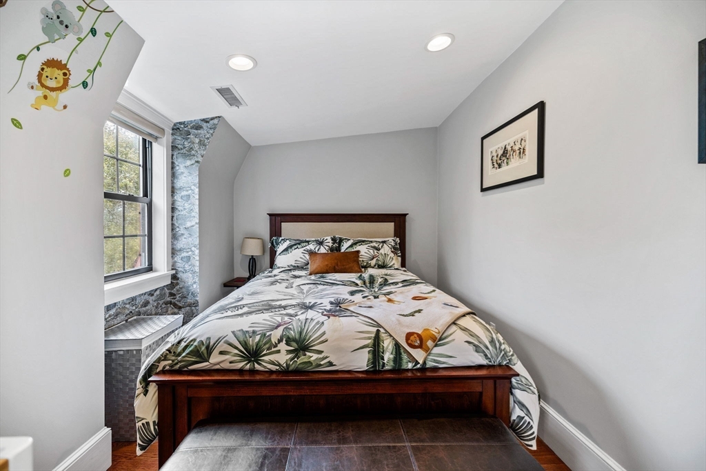 100 Main Street, Unit 5 Boston, MA 02129 - Photo 25 of 33