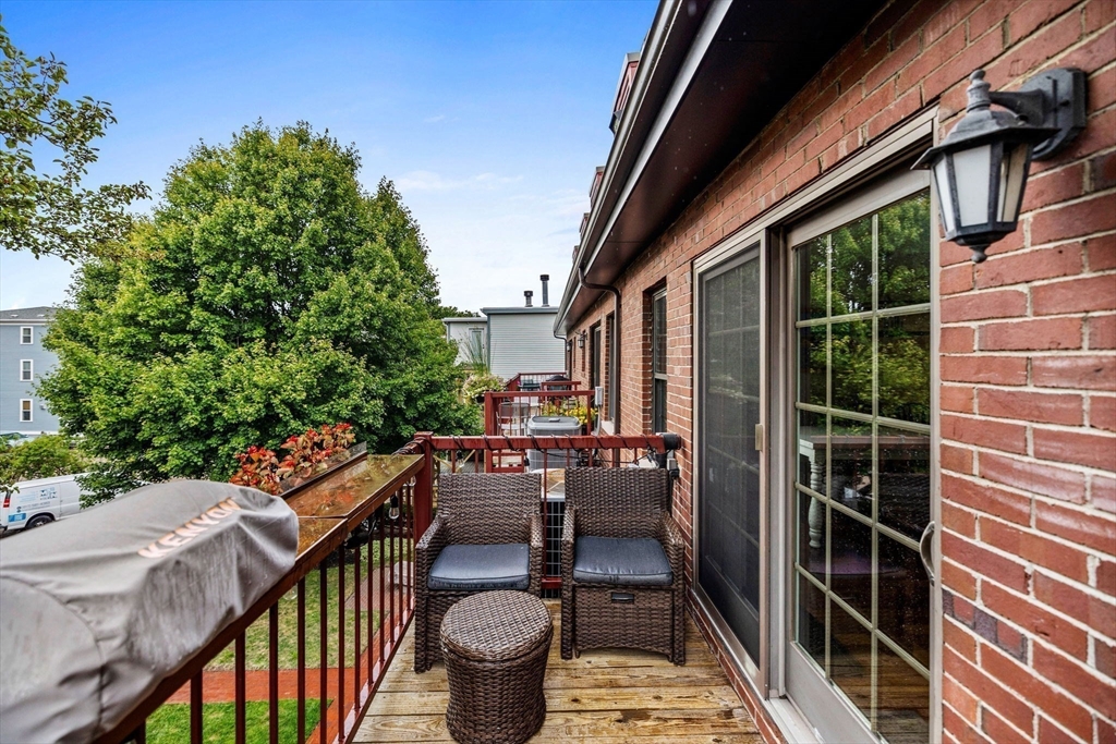 100 Main Street, Unit 5 Boston, MA 02129 - Photo 8 of 33