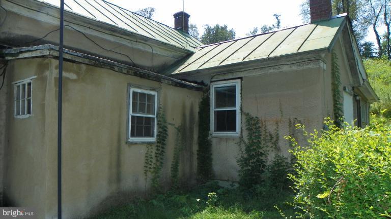 3370 Whiting Road Marshall, VA 20115 - Photo 13 of 17 Exterior (Rear)