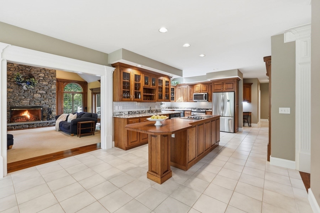 17 Jacob Amsden Road Westborough, MA 01581 - Photo 11 of 42
