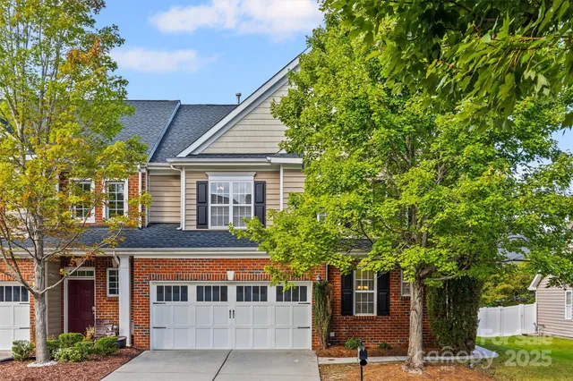 $525,000 | 11022 Lucky Horseshoe Lane, Charlotte, NC 28277