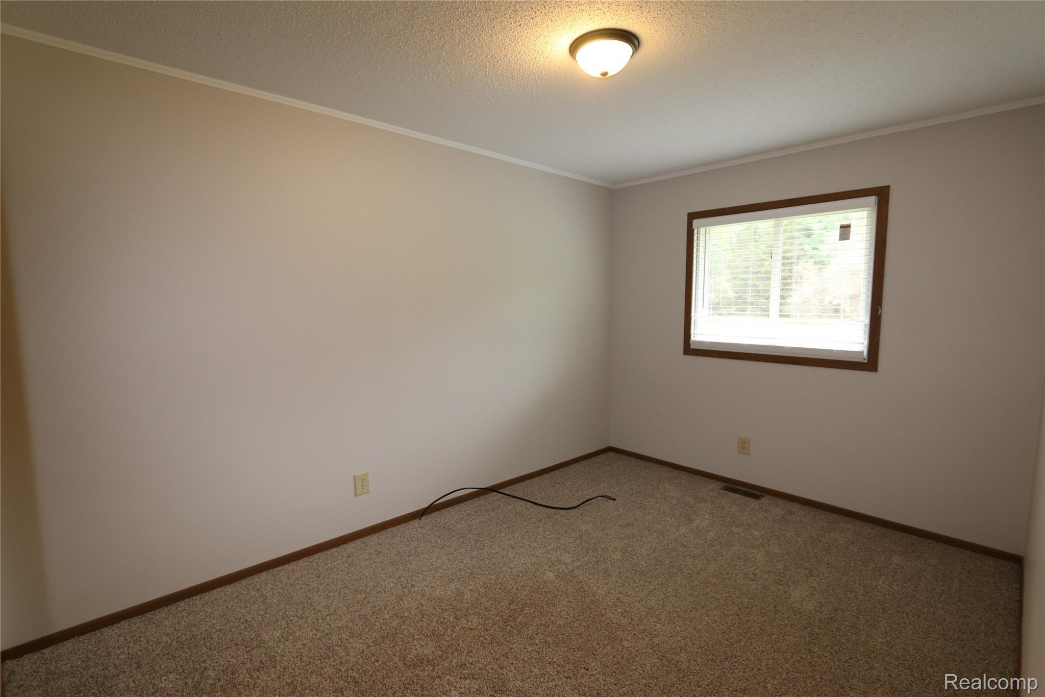 6040 West Coon Lake Road Howell, MI 48843 - Photo 30 of 58 10.JPG