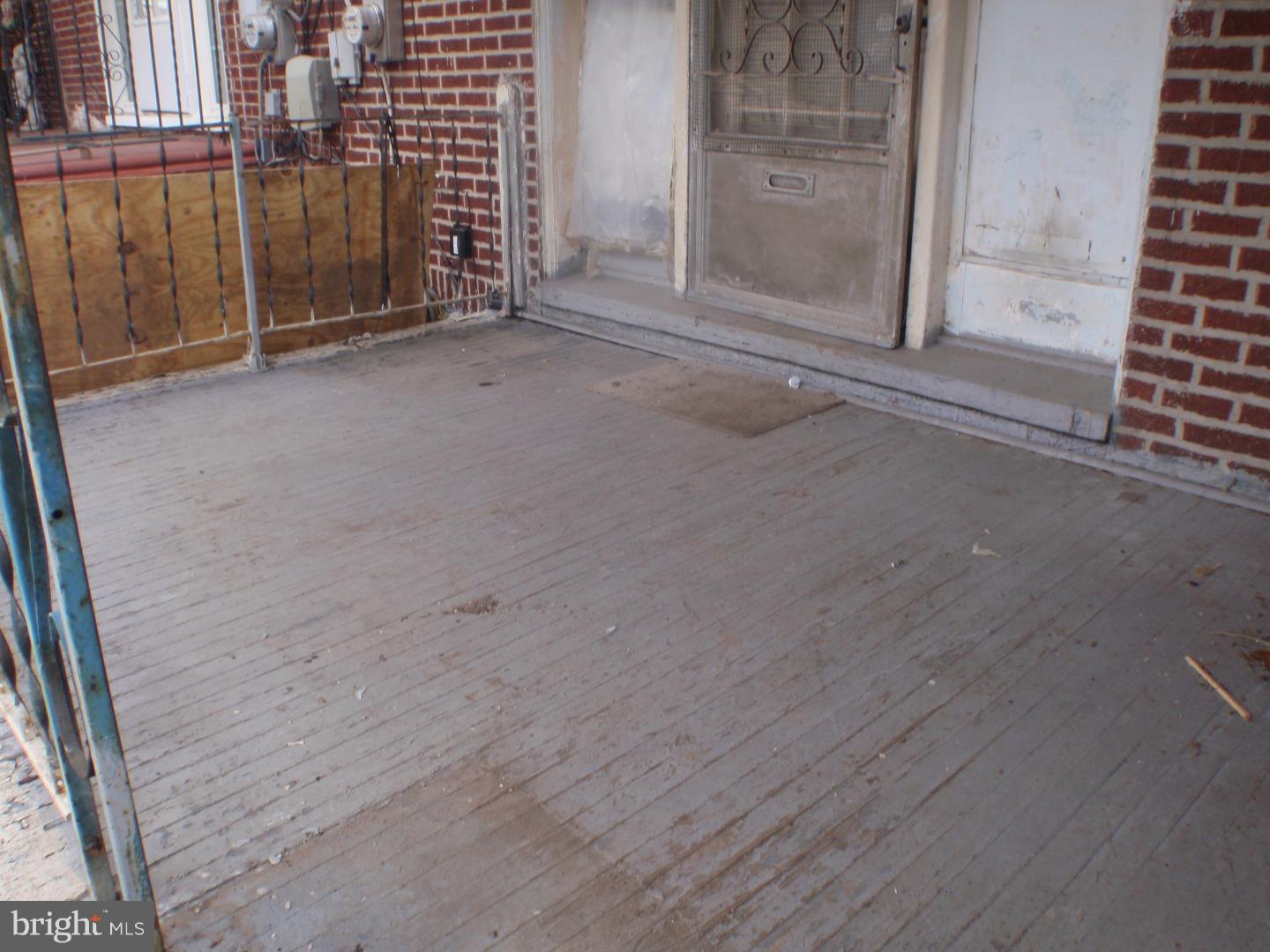 17 Vernon Road Havertown, PA 19083 - Photo 2 of 19 Porch