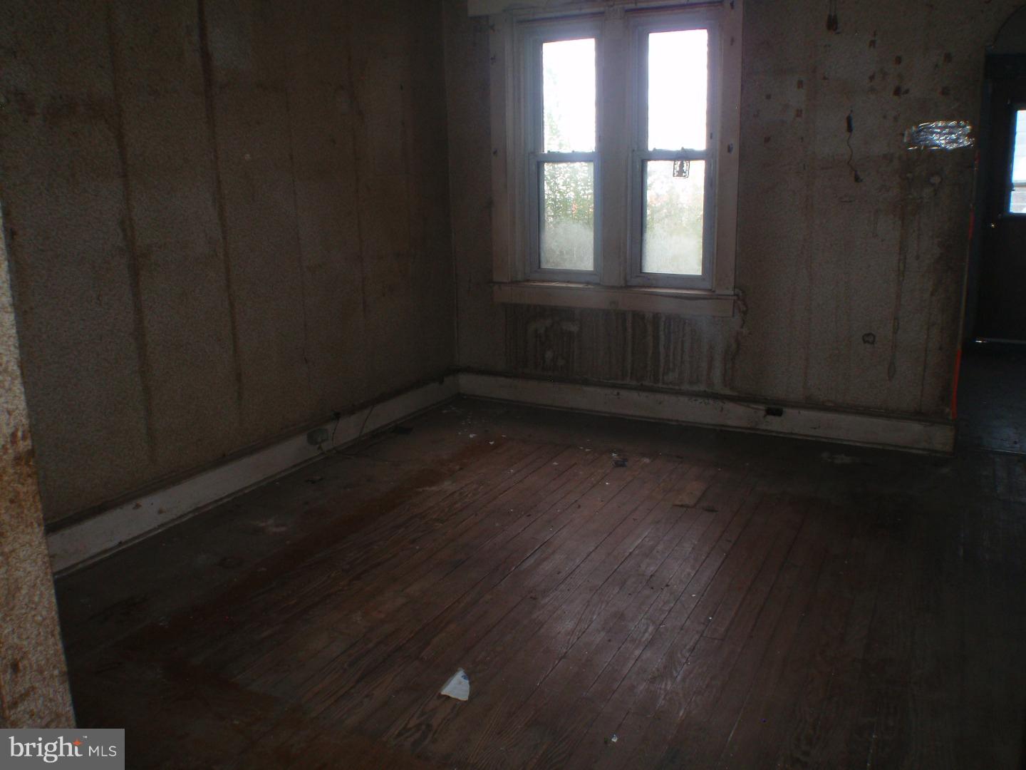 17 Vernon Road Havertown, PA 19083 - Photo 6 of 19 Dining Room